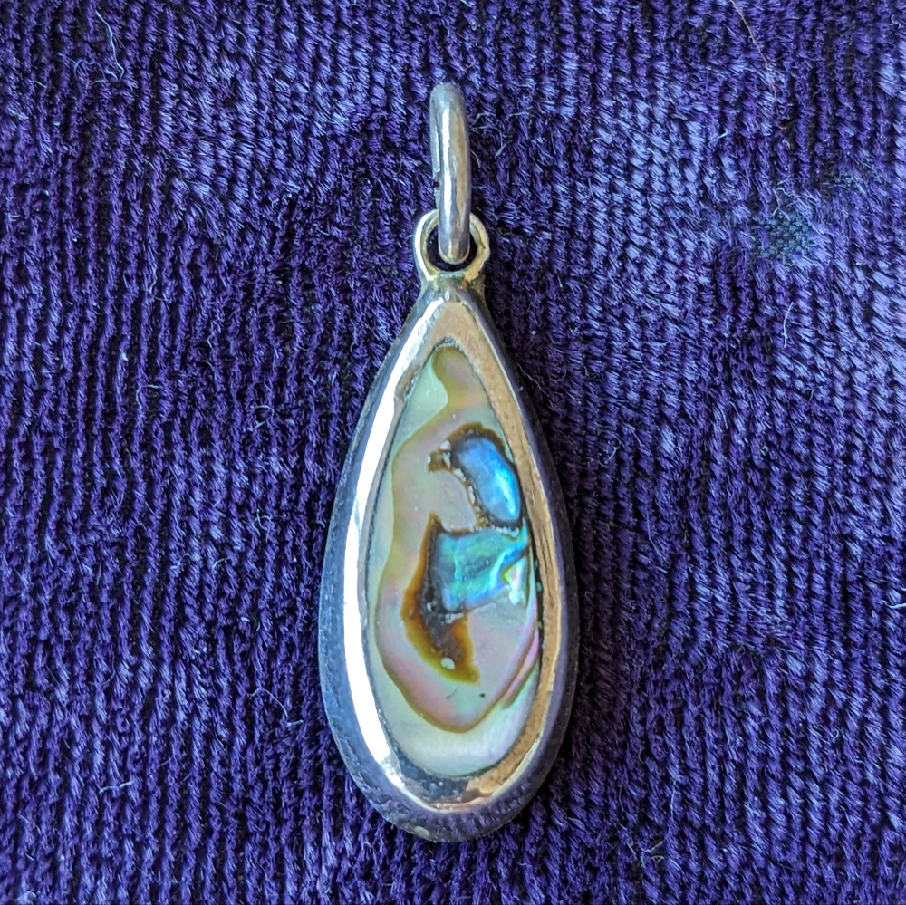 Vintage Southwestern Teardrop Pendant With Natural Paua Abalone Shell